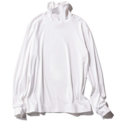 キレイめ仕様の【タートルネックロンT】は重ね着上手！ソフトな肌触りでストレスフリー