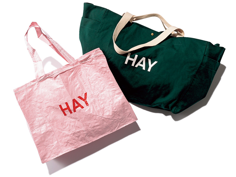 HAYのロゴ入りビッグトート