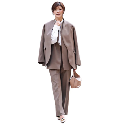 黒紺以外の【七五三】はベージュが優しげ！今どきセットアップで洗練ママに