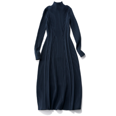 15,000円からの【ネイビーママ名品】を厳選！“キレのいい甘さ”で更新感