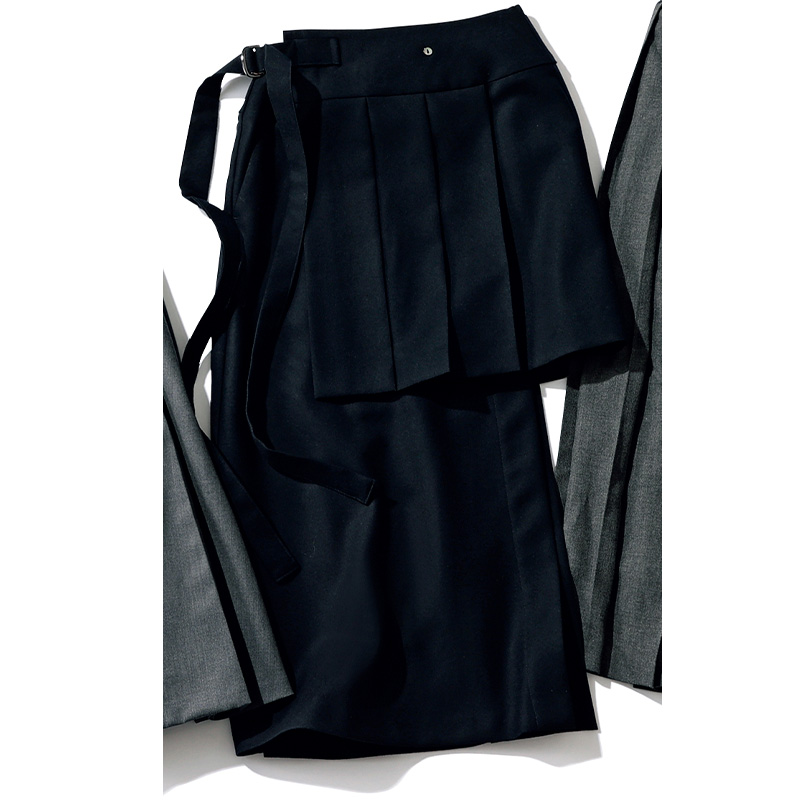 ウジョーのラップスカートつきプリーツスカート