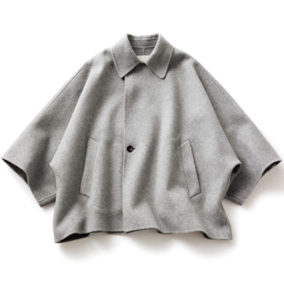 ついに発表【VERYベストアウター大賞】はサマ見え「ポンチョ型コート」に決定！