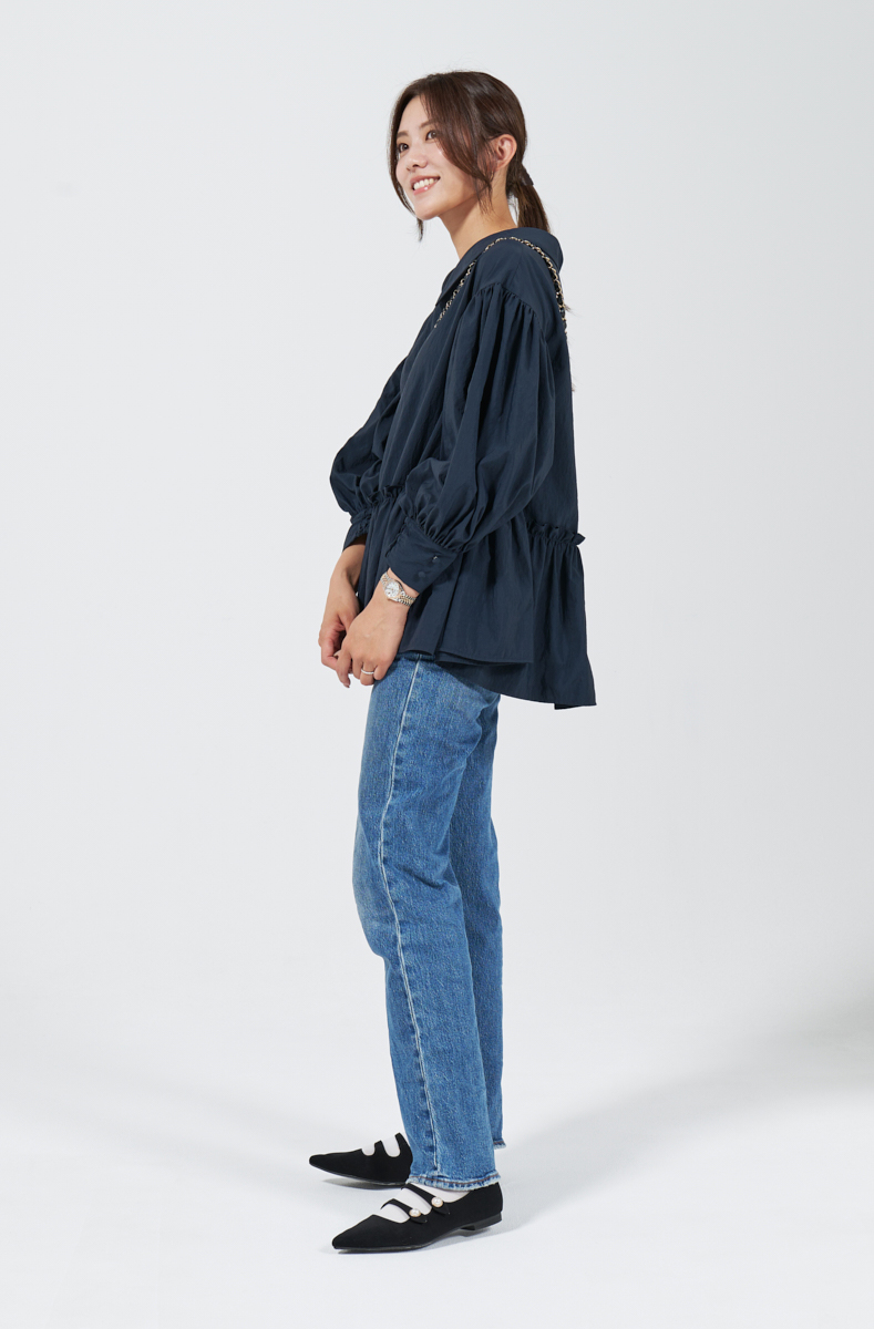 クラウドチームVERY王子咲希の2WAYタフタロングスリーブブラウスコーデ