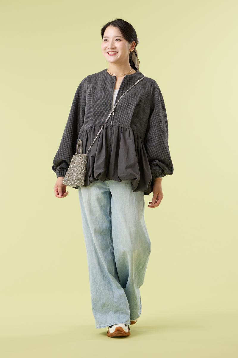 クラウドチームVERY開坂沙耶の[THREE SQUARE]バルーンコンビブルゾンコーデ