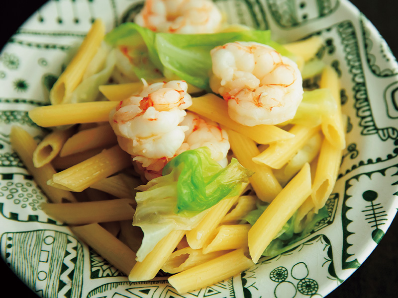 海老とキャベツのオイル煮込みパスタ