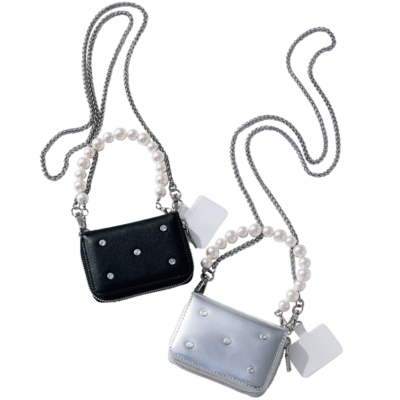 両手が空いて楽チン！ママの『手ぶらオシャレ』が叶う【ミニウォレット＆スマホホルダー】