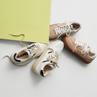 周りとカブらない【洗練スニーカー４選】合わせやすい”ニュアンスカラー”が注目株