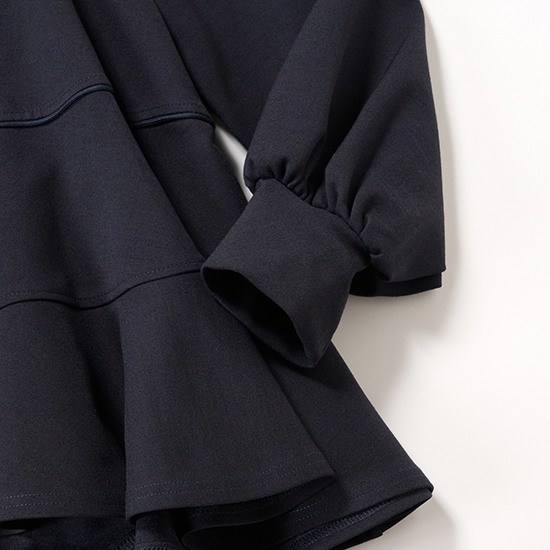 [THREE SQUARE]フレアボーダープルオーバー