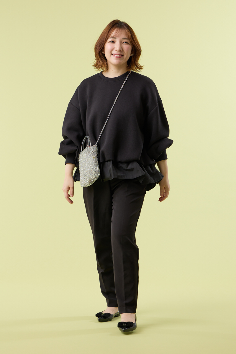 クラウドチームVERY田中ひとみの[THREE SQUARE]モチモチフリルプルオーバーコーデ