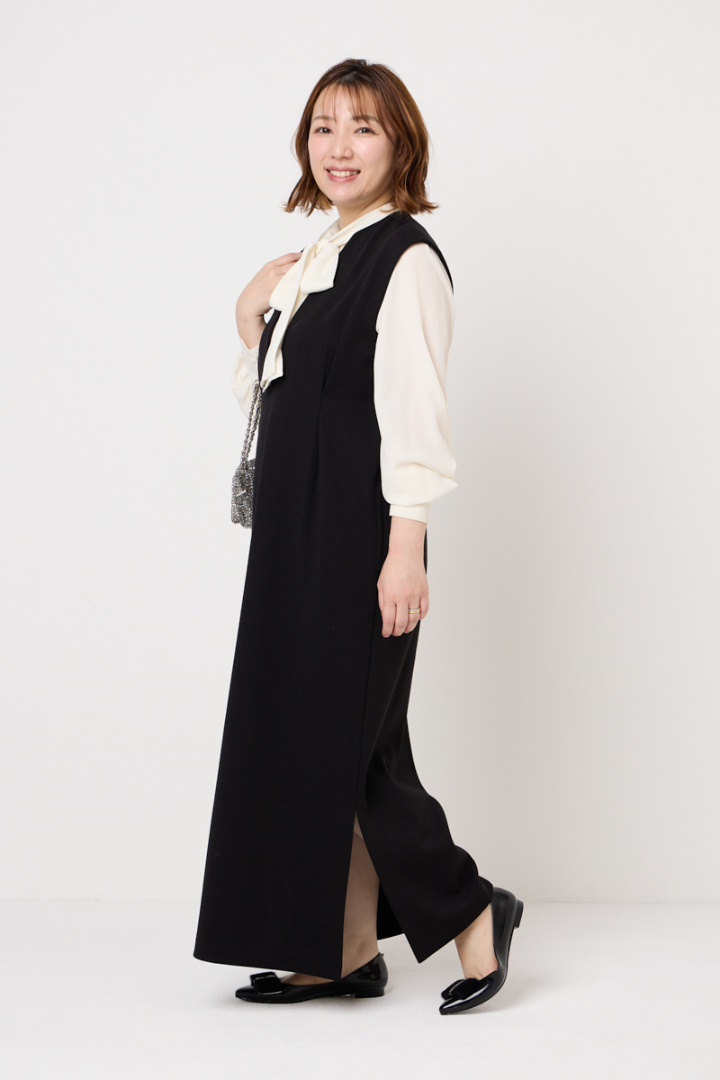 クラウドチームVERY田中ひとみの[THREE SQUARE]タックジャンパースカートコーデ