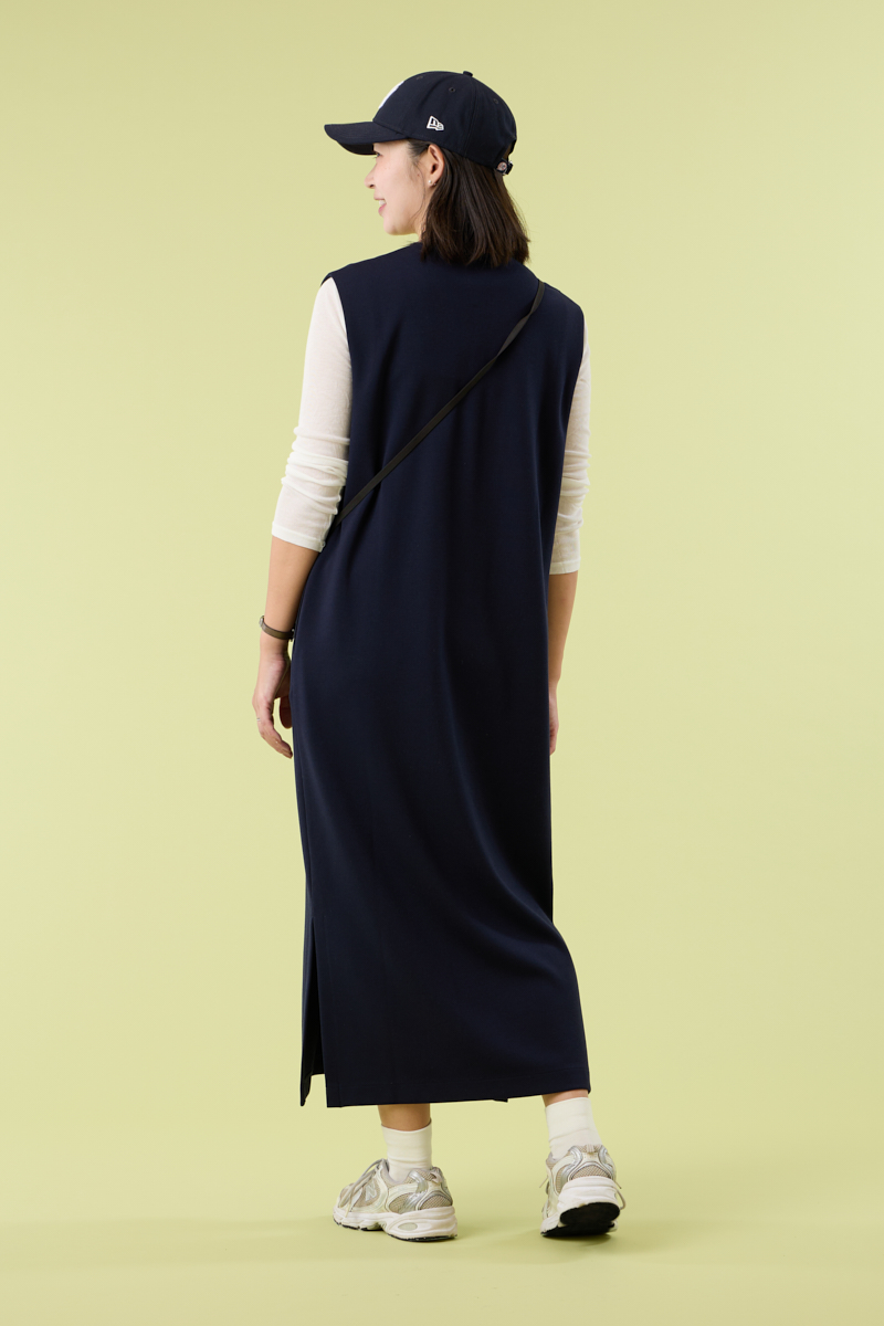 クラウドチームVERY杉山美保の[THREE SQUARE]タックジャンパースカートコーデ