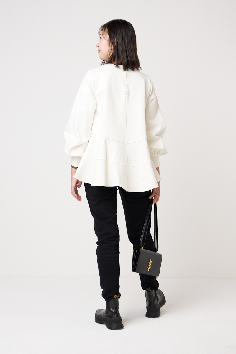 クラウドチームVERY杉山美保のフレアボーダープルオーバーコーデ