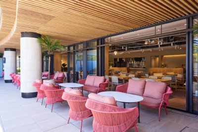 ハワイ発の人気レストラン【Tiki’s Tokyo】が秋のご褒美ランチにぴったり！愛犬も一緒に楽しめるリラックス空間♡