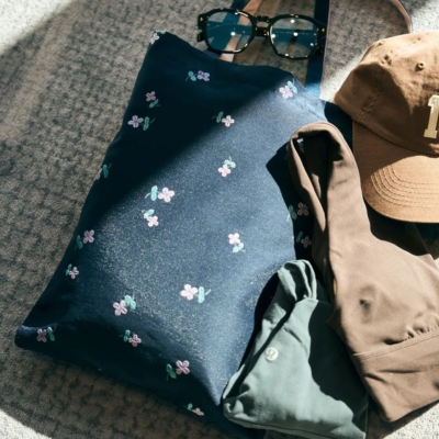 「サブバッグの中身」見せてください！yoriデザイナー高橋誉子さん編