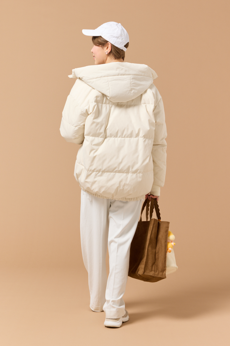 クラウドチームVERY高橋香穂の[ALEGRE]オーバーサイズダウンコートコーデ