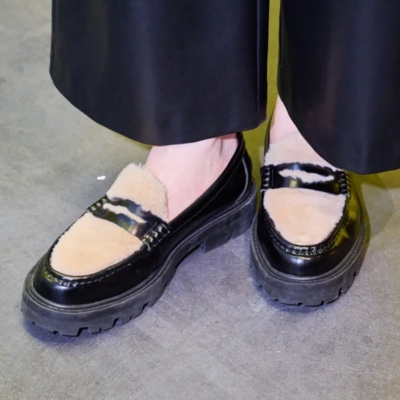 オシャレな人は雨の日に【厚底シューズ】履いてます！ユニクロ、ZARAも＜VERY FES. 2025＞