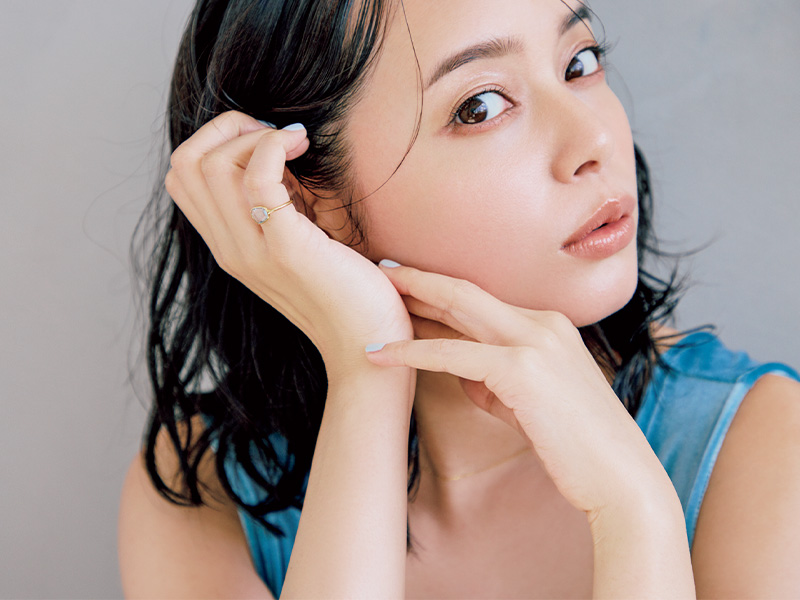 岸本セシルさんのおすましカット