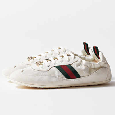 【本命スニーカー】にも“薄底トレンド”到来！軽さとエレガントさを両立