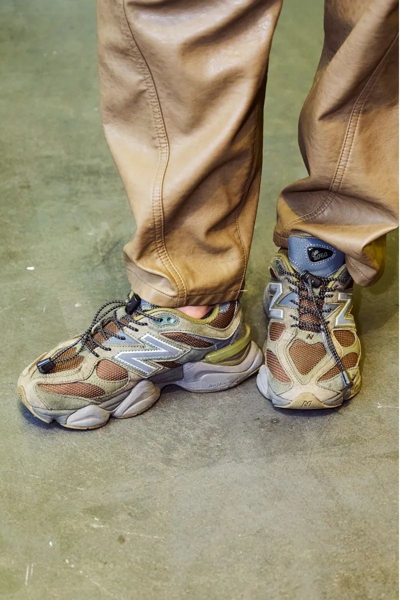 New Balance U9060PHのスニーカー