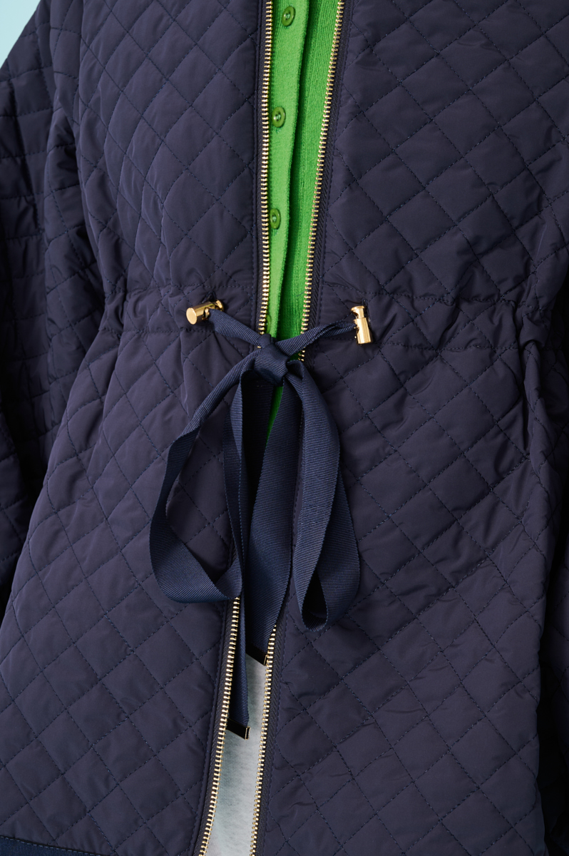 クラウドチームVERY加藤奈穂の[THREE SQUARE]リボンキルティングコートコーデ