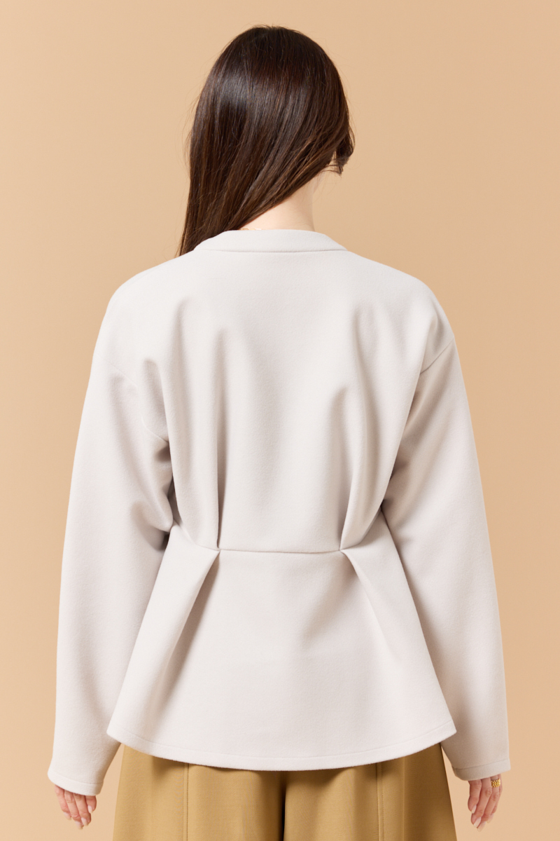 クラウドチームVERY佐藤恵久美の[ALEGRE]ウールライクジャケットコーデ