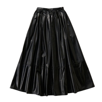 冬もスカート派なVERYスタッフの「甘コーデ」SNAP3選