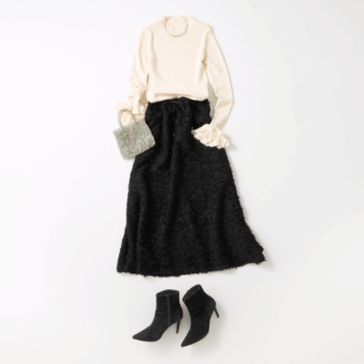 シャギースカート、ラメカーデ…【年末おでかけコーデ】3選！いつもの服に足すだけ