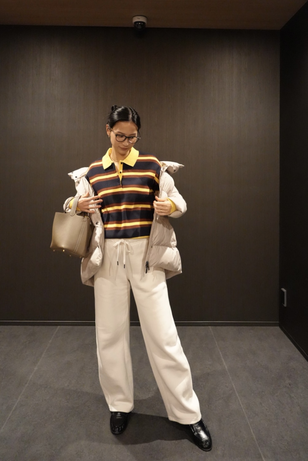 妊娠８カ月のZARAのラガーシャツを使ったマタニティコーデ。