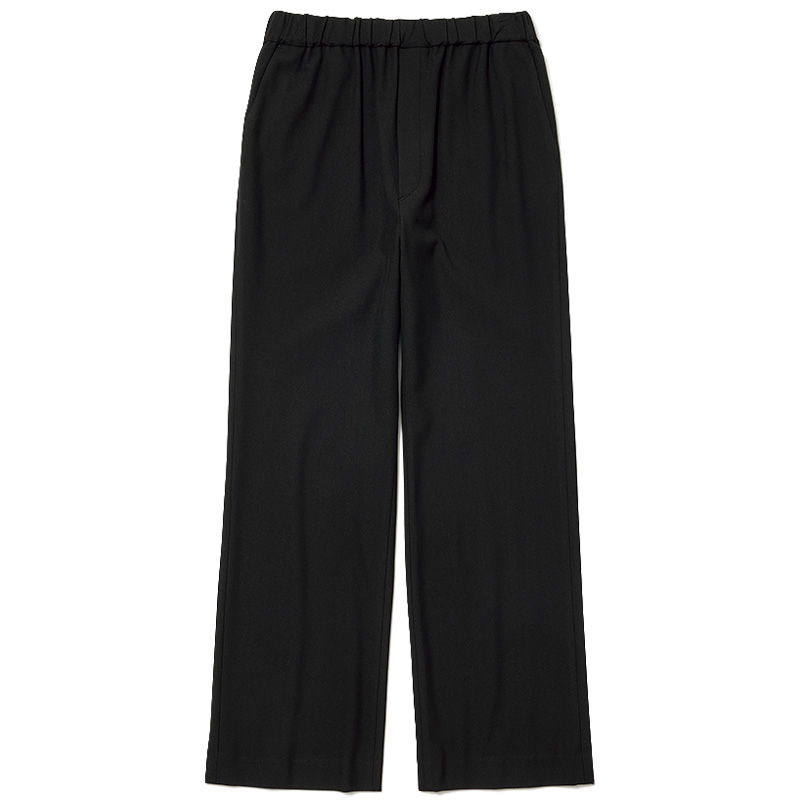 冬旅行におすすめの裏起毛パンツ（JOURNAL STANDARD relume）の置き画