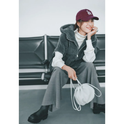 防寒オシャレに【ボアベスト】！冬コーデのマンネリにモコモコ感で華やかさを