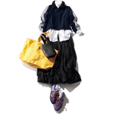 【黒シャカスカート】がママカジュアルに活躍！スポーティMIXで旬見えも