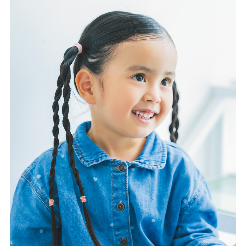 ツインテール×Wロープヘアの女の子