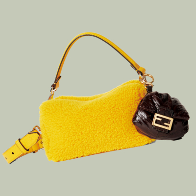 冬のお出かけに！見た目もあったか『カラフルバッグ』が大本命