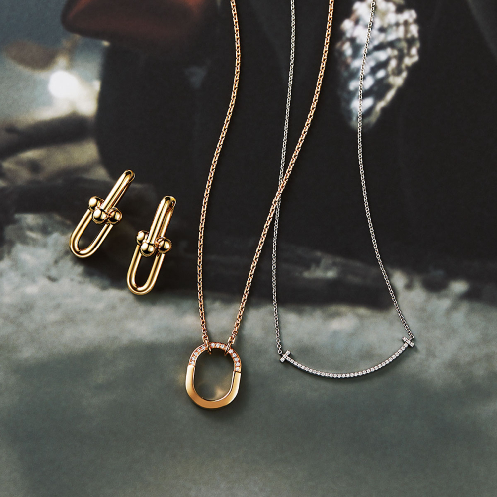 ティファニーTスマイルのペンダントとティファニーロックのペンダントとティファニーハードウェアのピアス