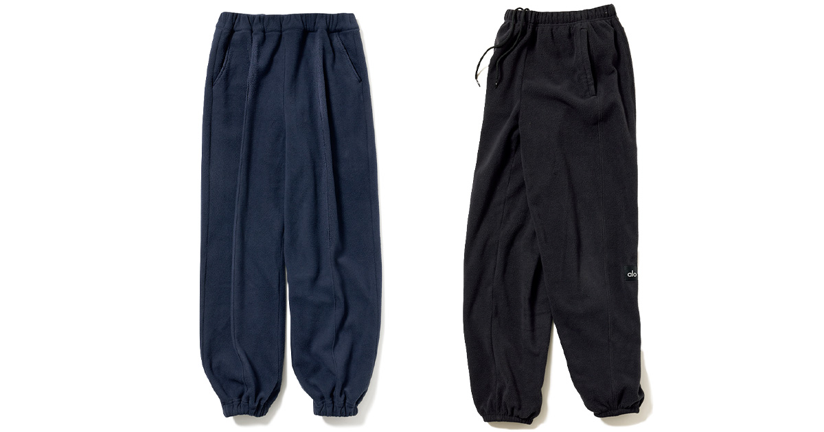 MEER.のネイビーのフリースパンツとaloの黒フリースパンツ