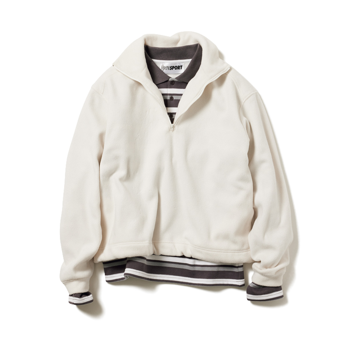 ボーダポロトップスとイレーヴのフリーストップスの重ね着