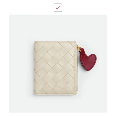 大人が持てるハート！【ボッテガ・ヴェネタ】のスモールウォレット＜ベッドで妄想ウィッシュリスト＞