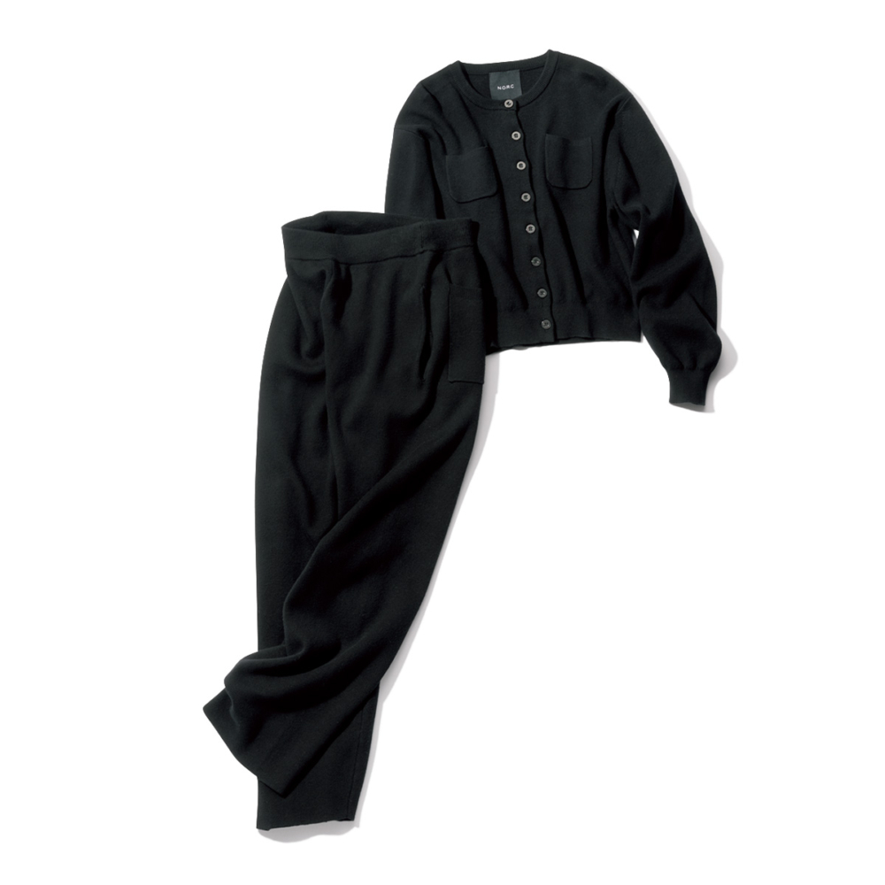 ノークのポケット付きカーデとパンツのセットアップ