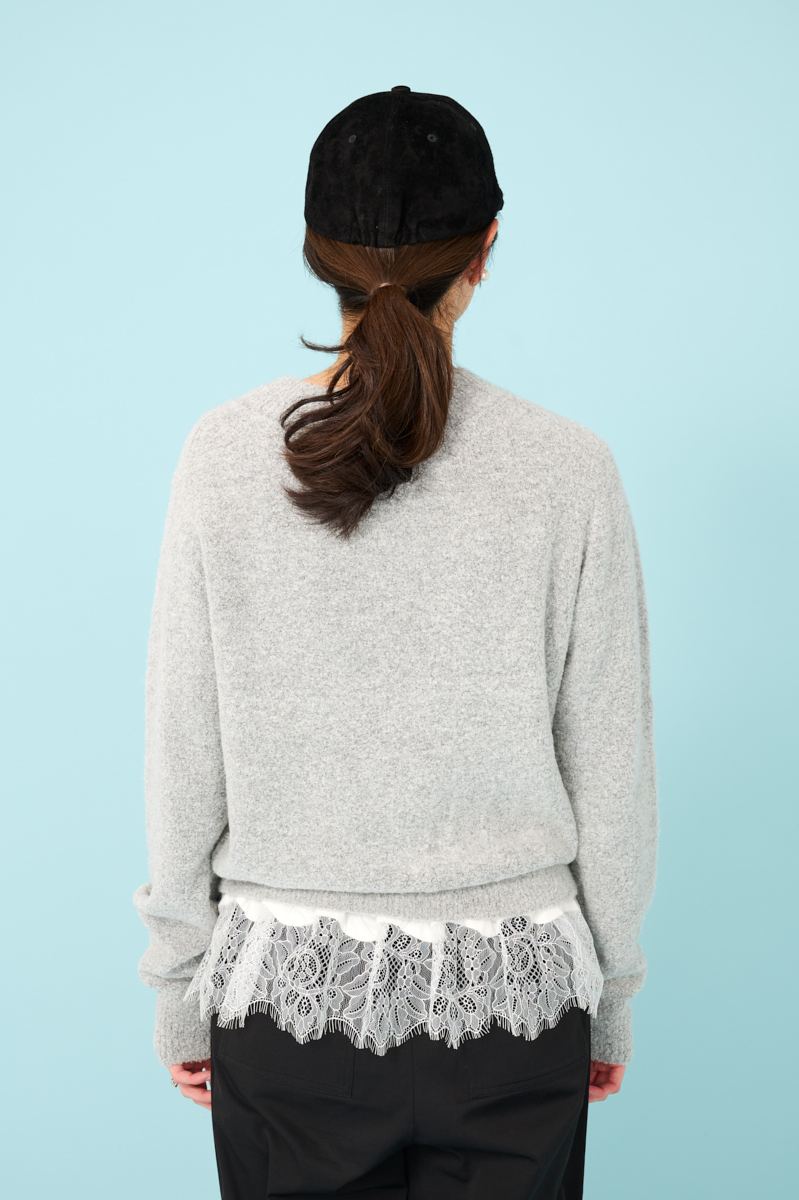 クラウドチームVERY加藤奈穂の[VERSEAU]レースレイヤードニットコーデ