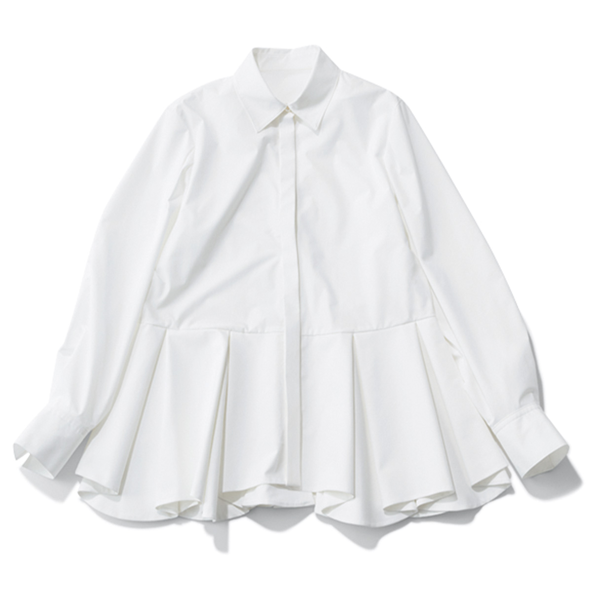 ルフィルの白ペプラムブラウス