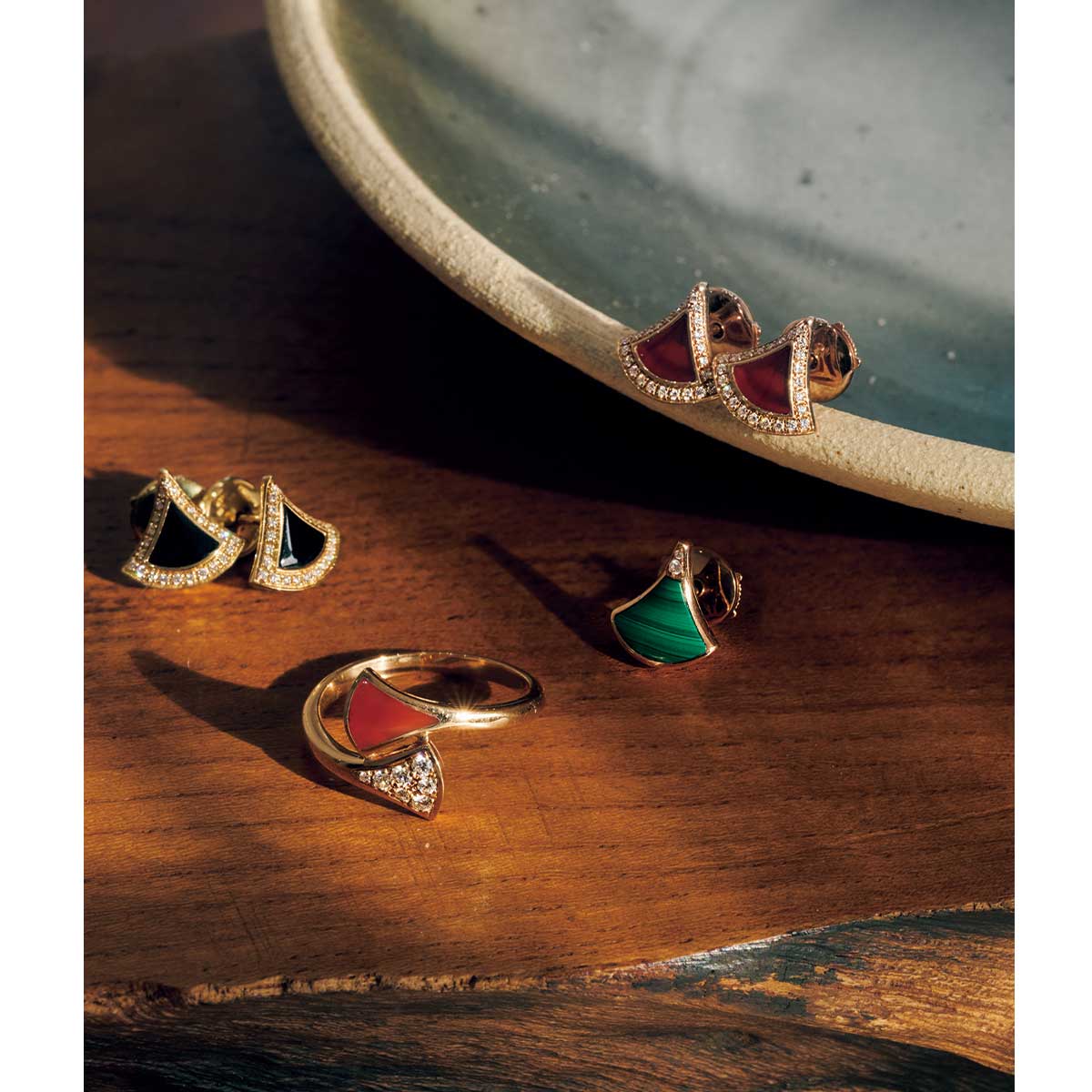 ブルガリのディーヴァドリームシリーズのピアスとリング