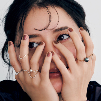 30代からの『等身大ジュエリー』の楽しみ方！やりすぎにならない“重ねづけバランス”の正解