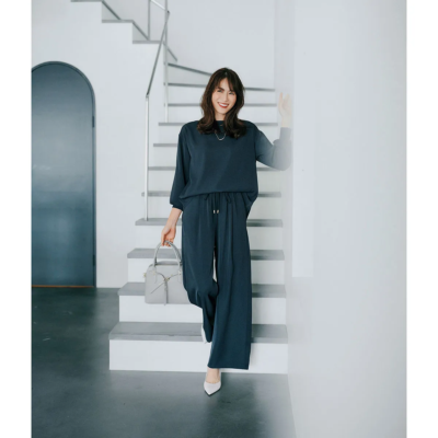 【ネイビーコーデ】も楽ちんキレイ！Tブラウスのセットアップは母業シーンに