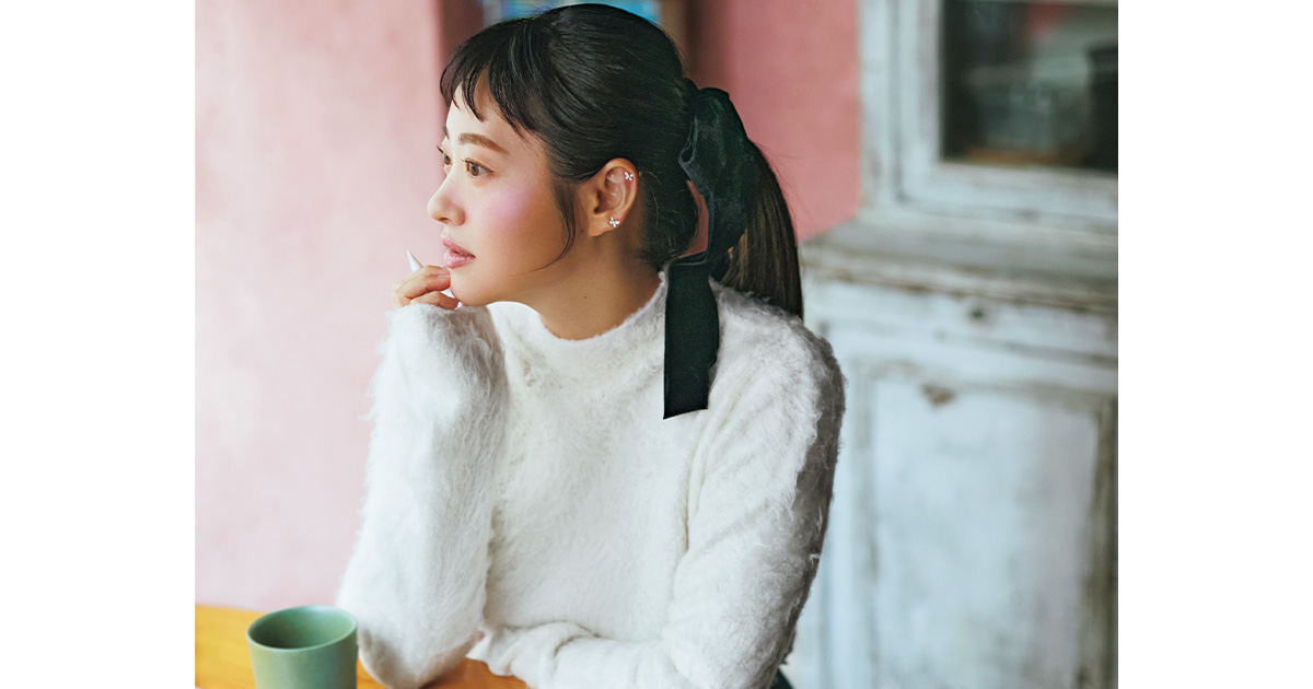 小顔化が話題のVERYライター遠藤彩乃さん