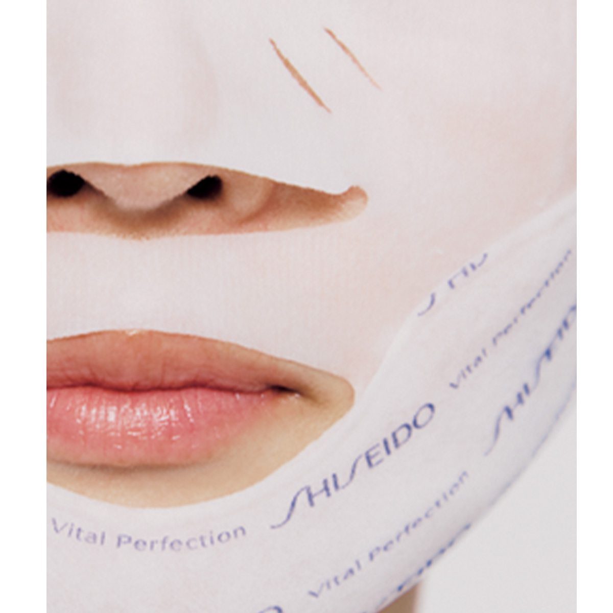 口周りの寄りカット