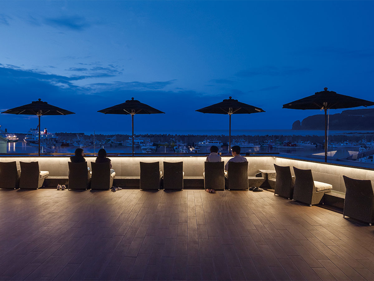 足湯ができるラウンジ