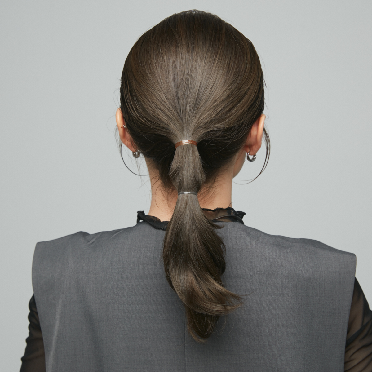 ワイヤーポニーを使ったヘアアレンジ