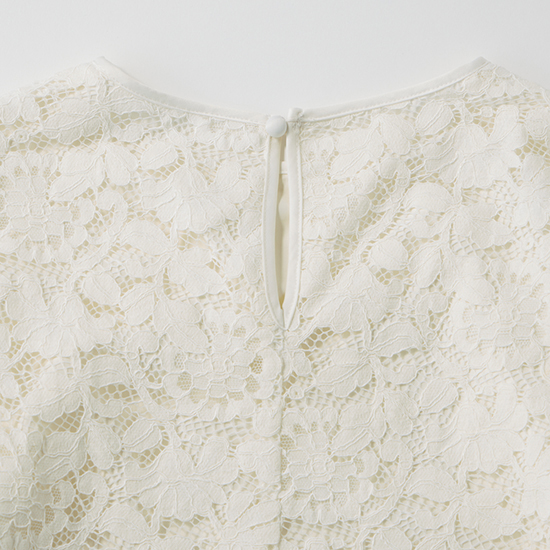 [THREE SQUARE]ペプラムレースブラウス