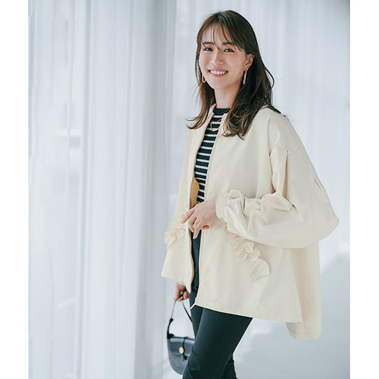 THREE SQUARE]バックフレアコート