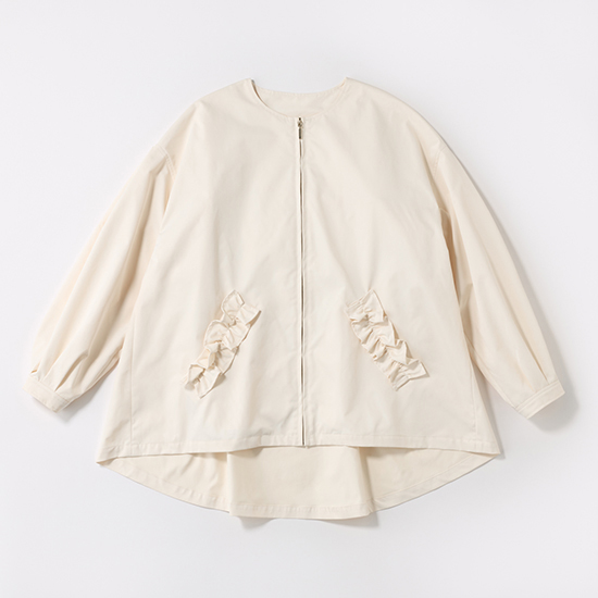 THREE SQUARE]バックフレアコート